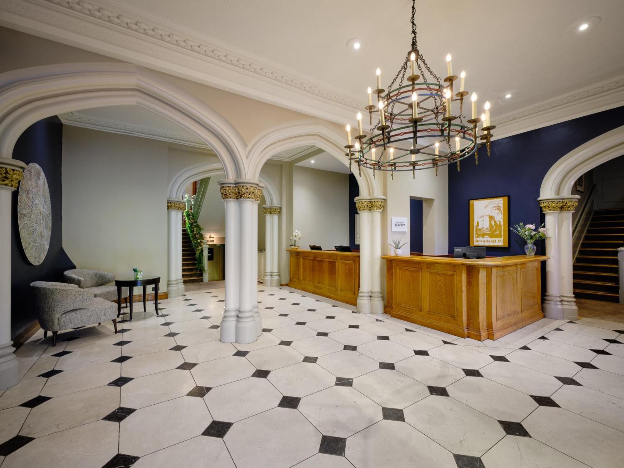 Delta Hotels By Marriott Breadsall Priory Country Club Дерби Экстерьер фото
