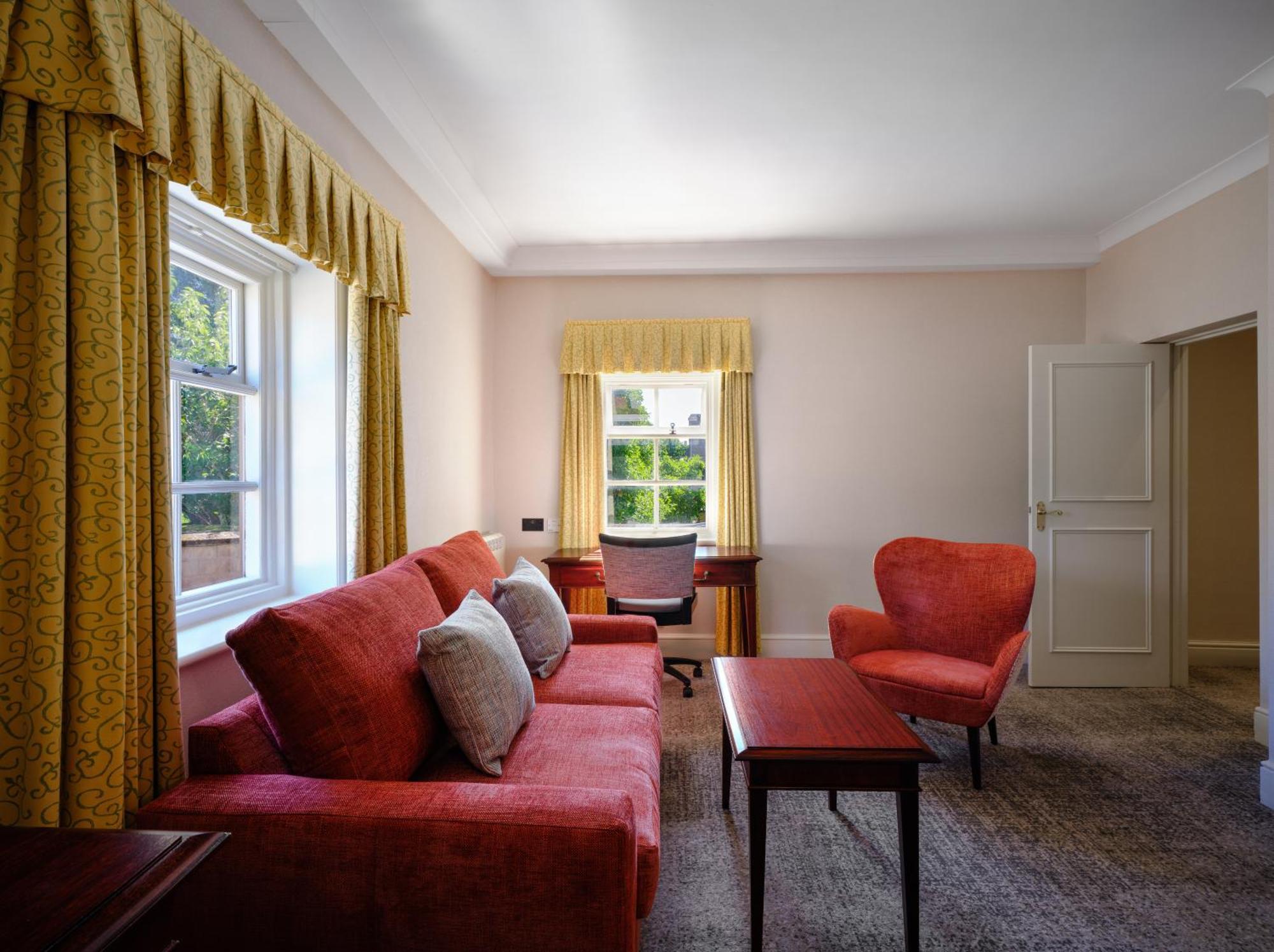 Delta Hotels By Marriott Breadsall Priory Country Club Дерби Экстерьер фото