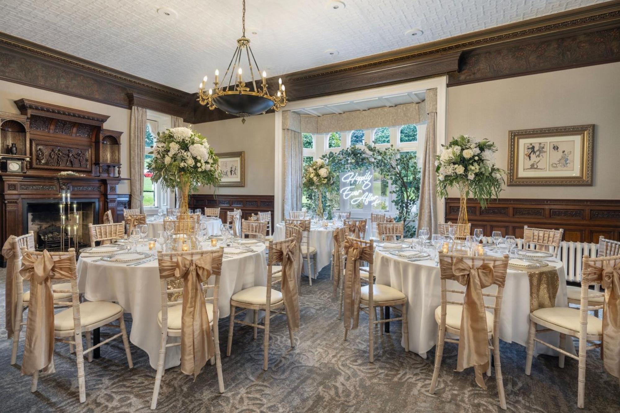 Delta Hotels By Marriott Breadsall Priory Country Club Дерби Экстерьер фото